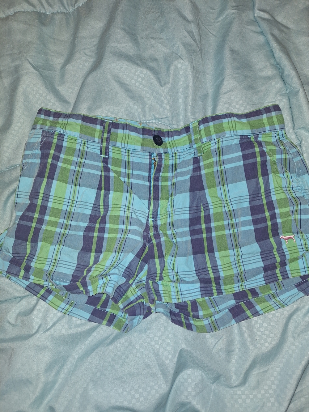 IPINK Victoria's Secret Plaid Bermuda Shorts in Aqua, Navy & Green.  Womens Sz 4